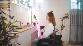 ASMR Lady Barber Hair Brushing | Scalp Relaxation and Soft Sounds