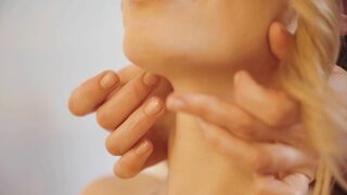 ASMR Lady Barber Shoulder Massage | Intensive Relaxation and Spa Sounds