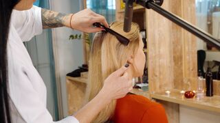 ASMR Lady Barber Head Massage | Scalp Care and Hair Brushing Sounds