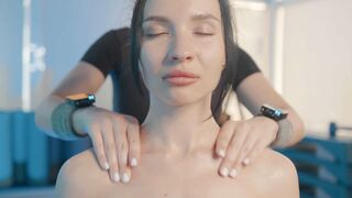 Intensive Sports Shoulders Massage for Muscle Relief